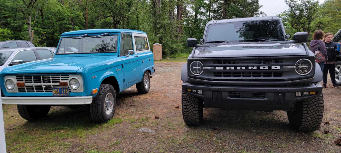 Ford Bronco Little old school with New school IMG_20220528_185641