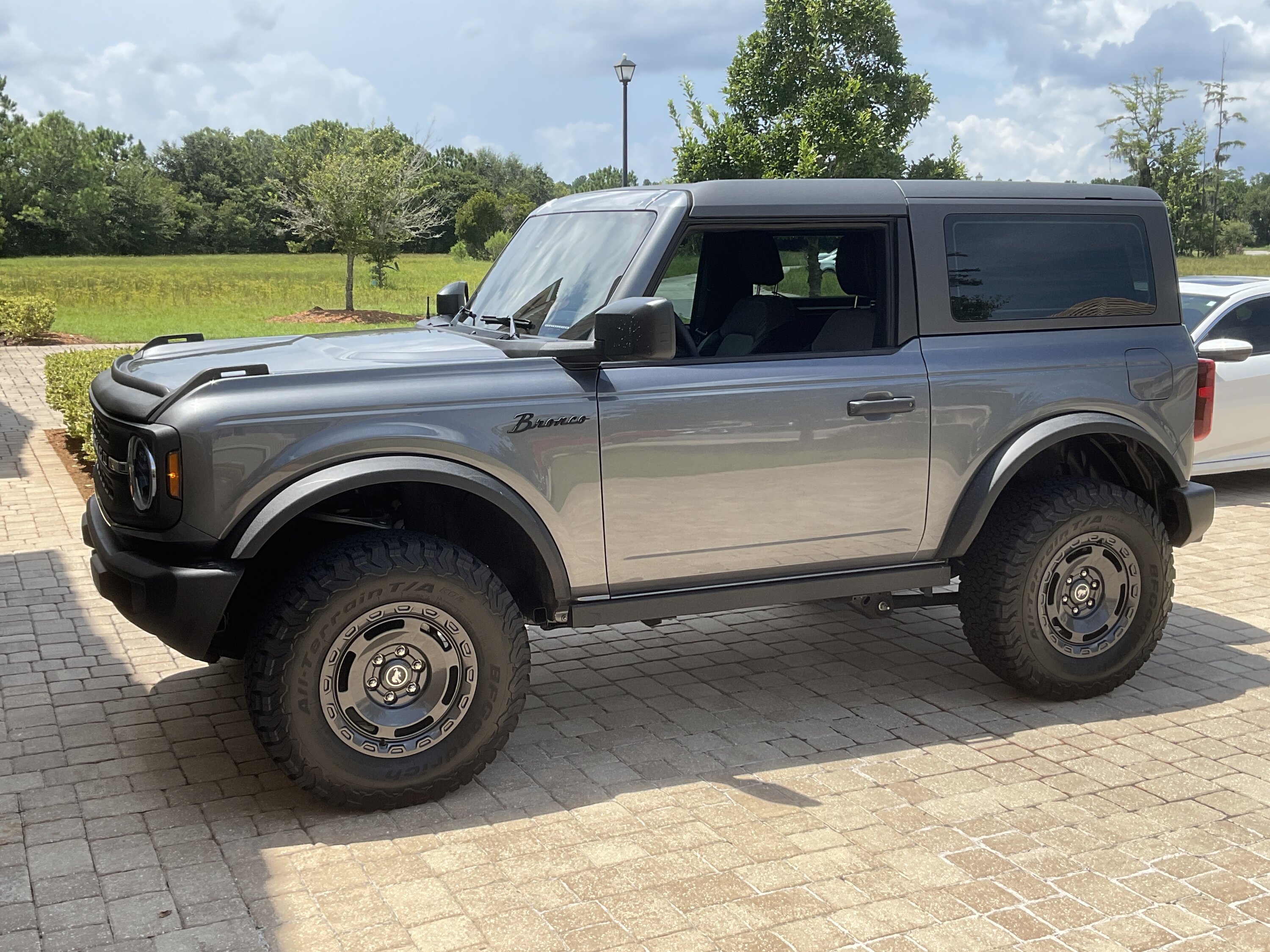Ford Bronco Swap results: 2023 Base Hitachi Coilovers to > 2023 Badlands Coilovers 1691208831545