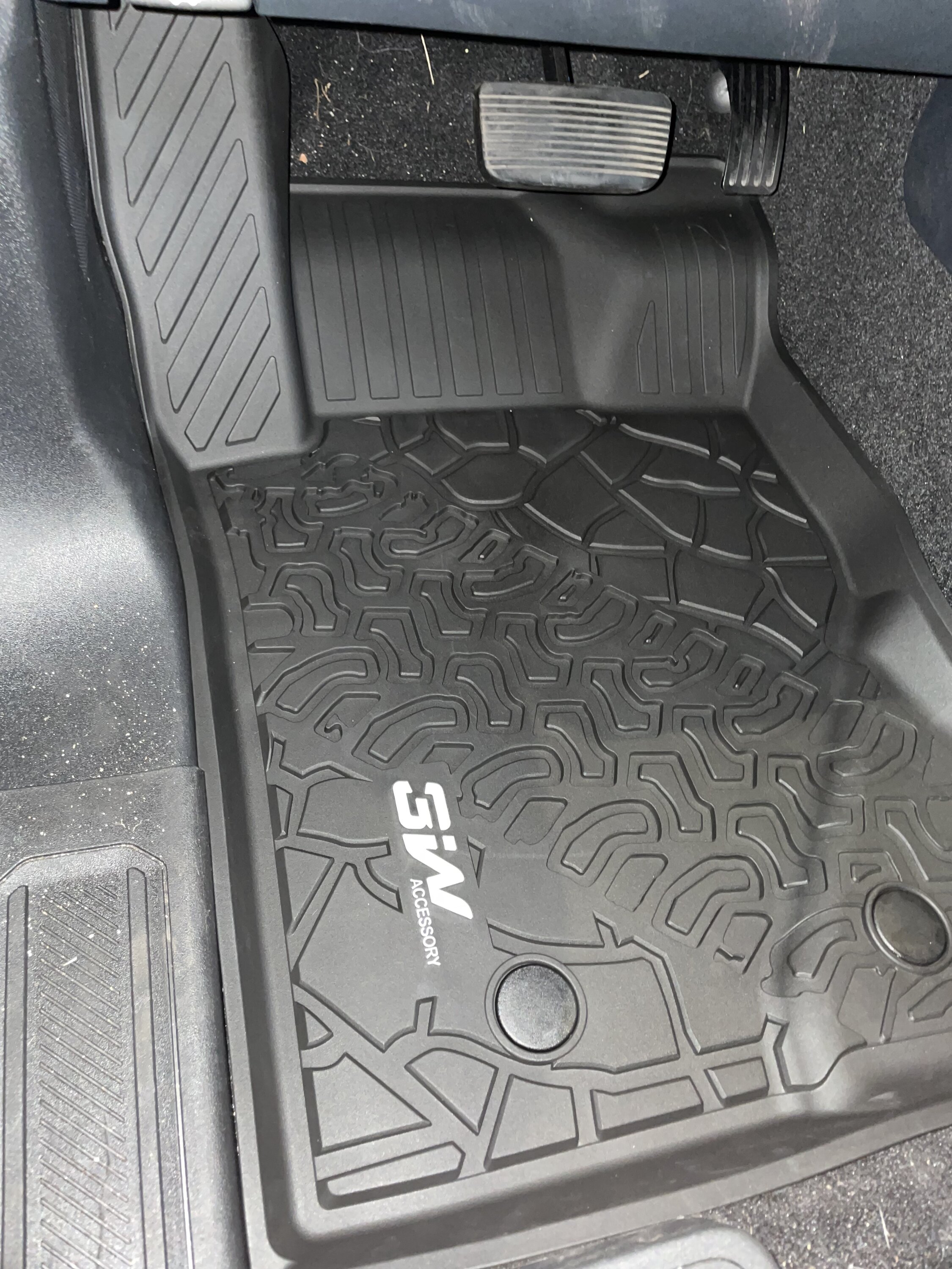 Ford Bronco 20% Discount for Bronco2dr floormats. IMG_3555