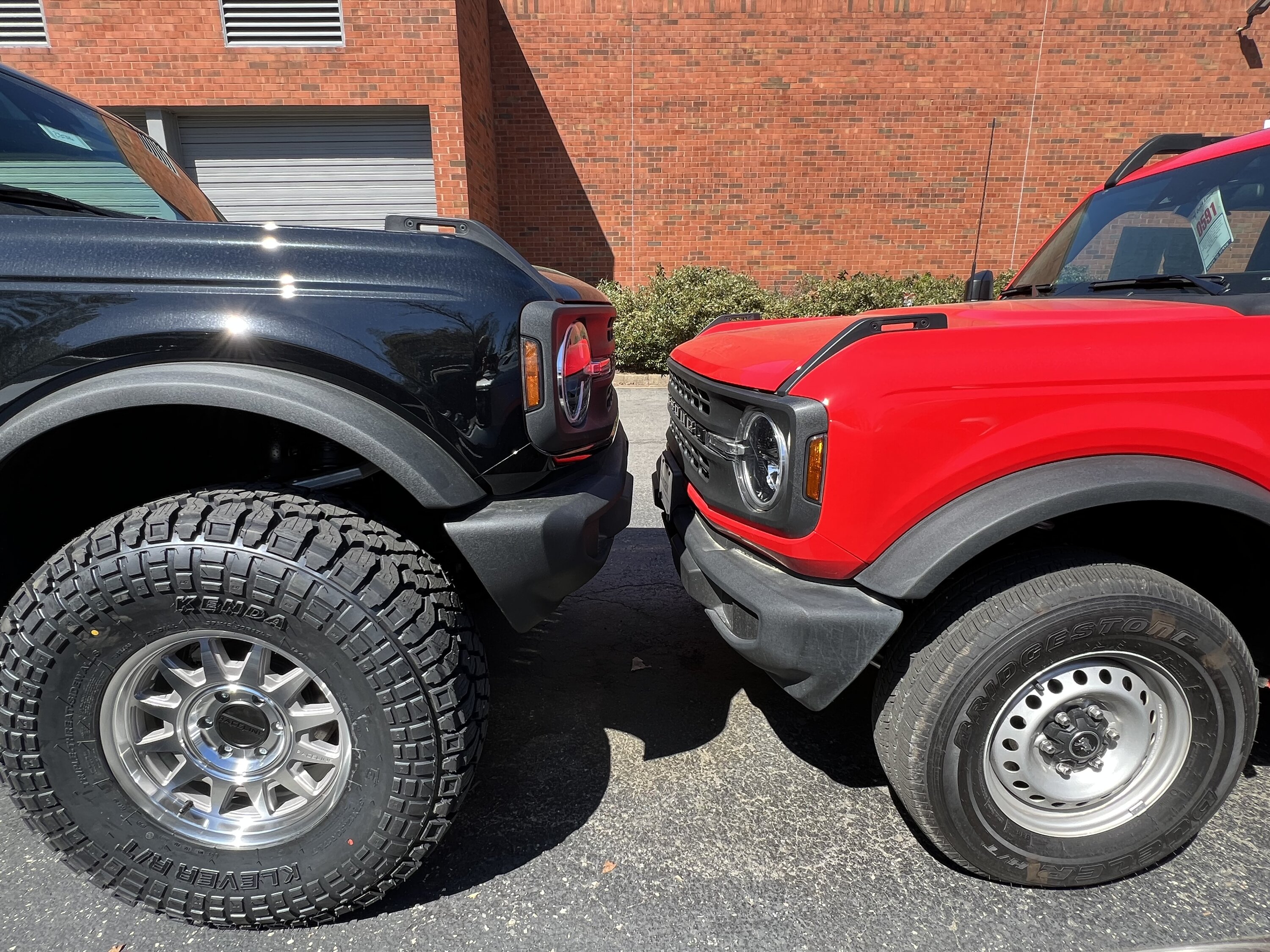 Ford Bronco Before & After (stock 2dr Base vs. 3.5” lift + 37’s). What a difference! BeforeAfterWheels