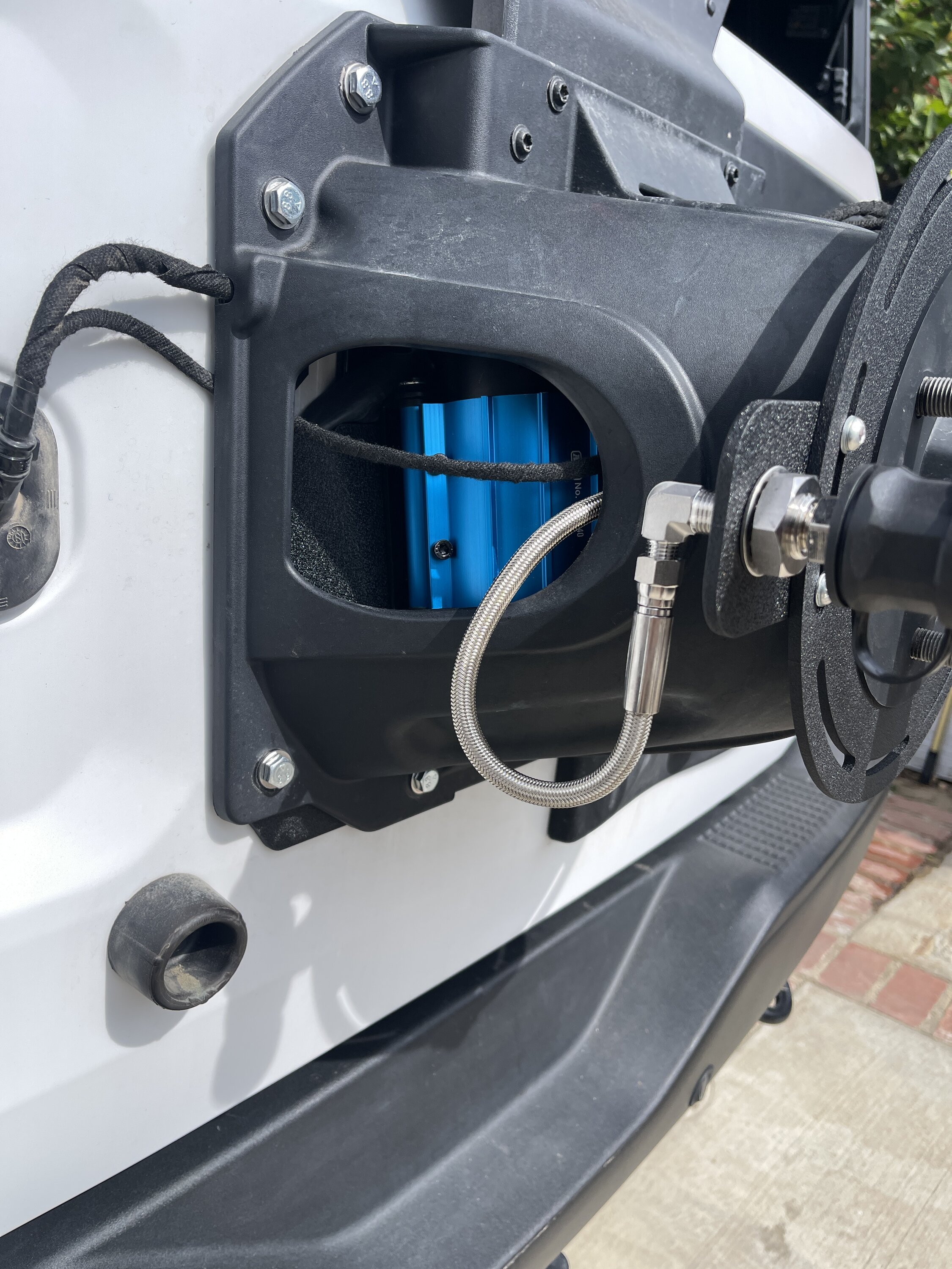 Onboard air installed: ARB compressor + Apex mini reel mounted  Bronco6G -  2021+ Ford Bronco & Bronco Raptor Forum, News, Blog & Owners Community
