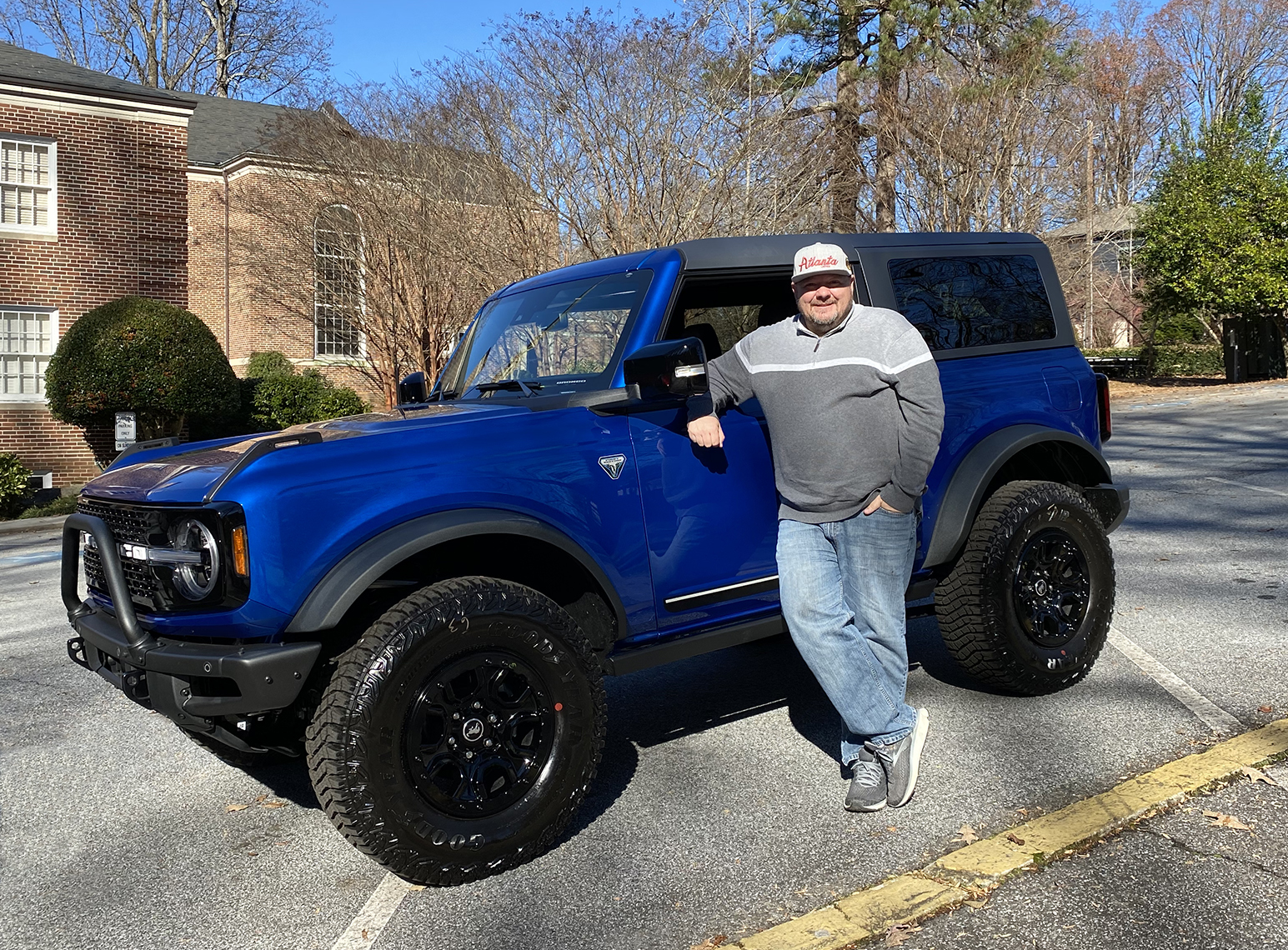 Ford Bronco LIGHTNING BLUE Bronco Club IMG_4741