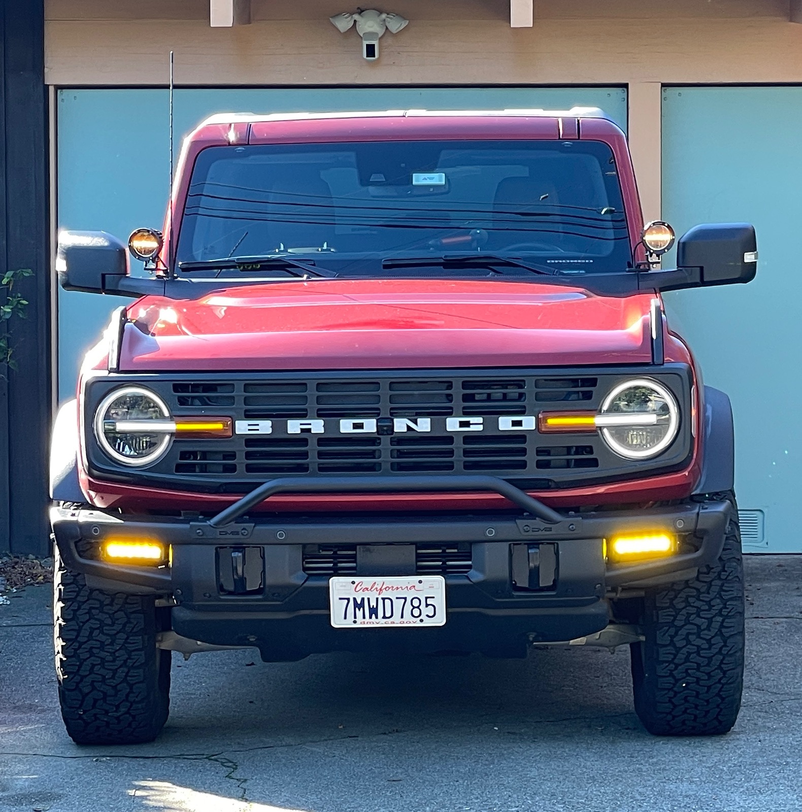 Ford Bronco Anyone running these fog lights? IMG_5254