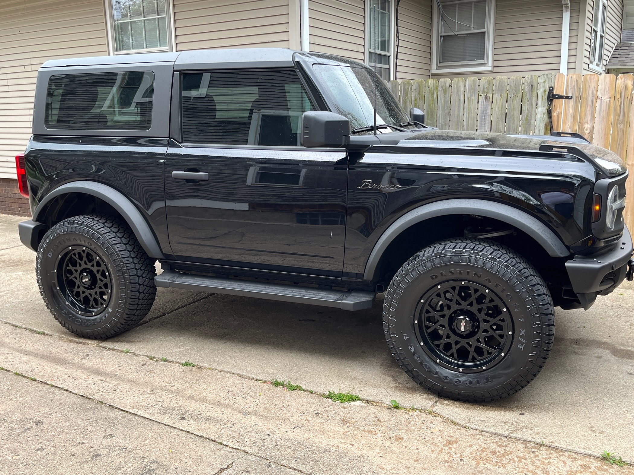 Ford Bronco Before and after: 18" wheels, 35's, Bilsteins, SAS flares and more IMG_7094