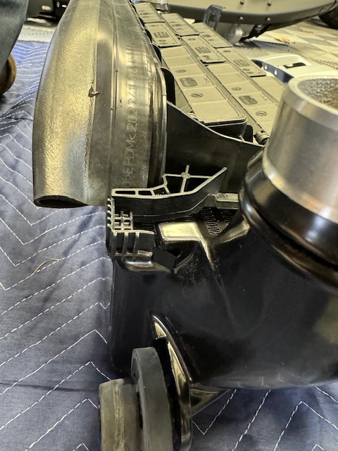 Ford Bronco Whipple Intercooler install problem on Bronco Raptor 3.0L IMG_8502