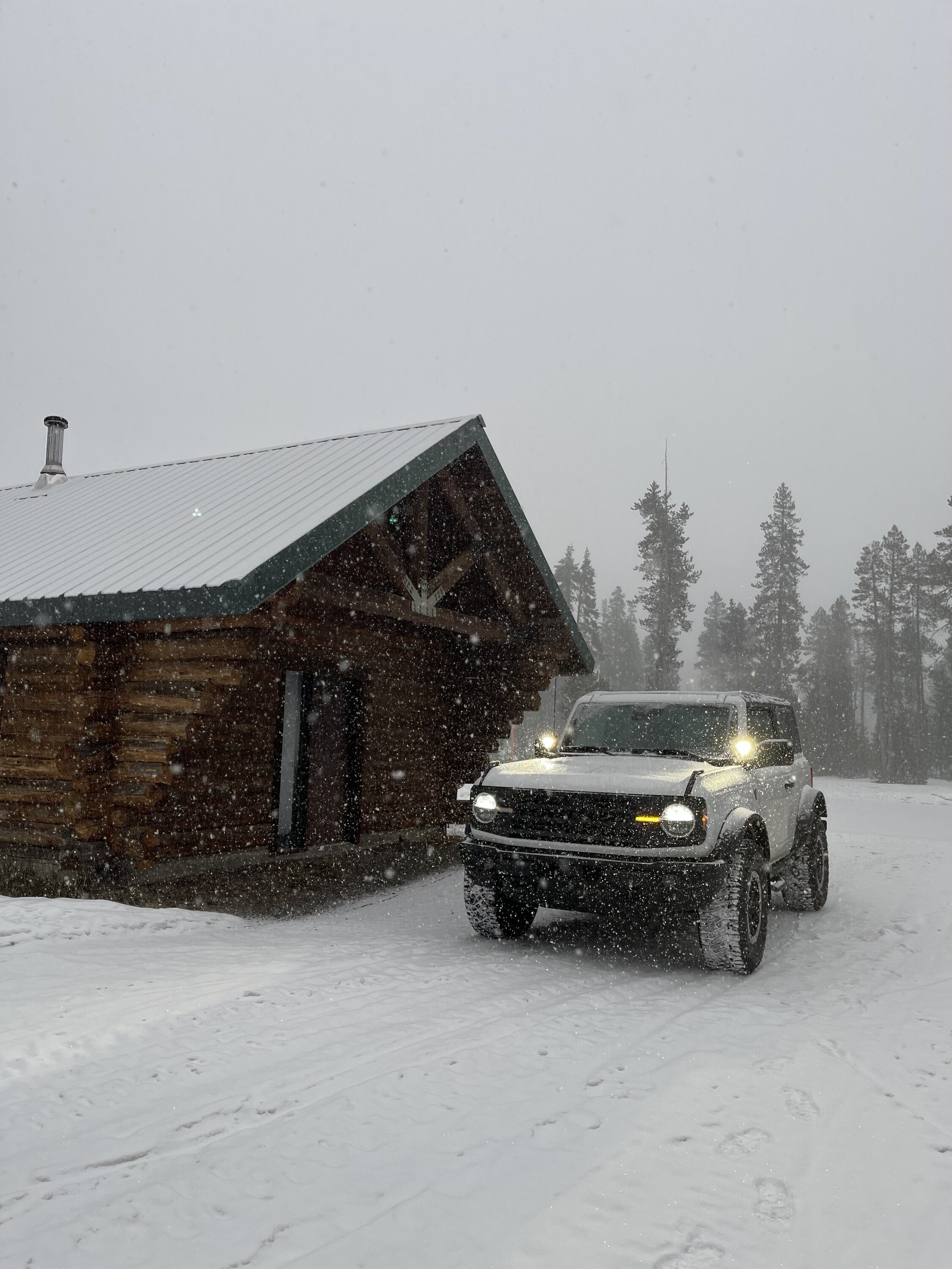 Ford Bronco Show us your Bronco snow pics!! ☃️❄️🥶 IMG_8905