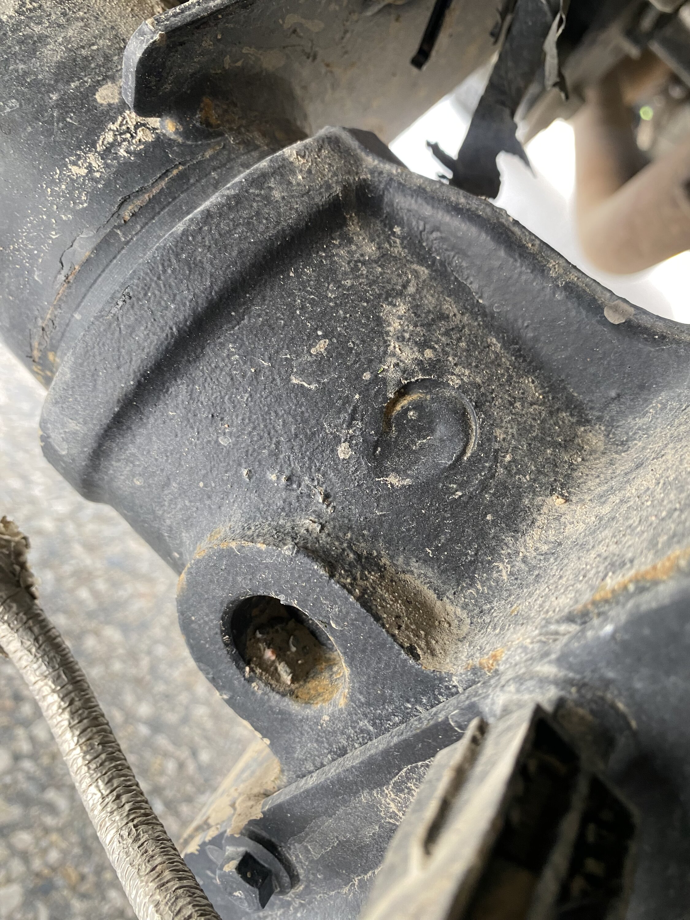 Ford Bronco Plug welds stock suspension IMG_9242