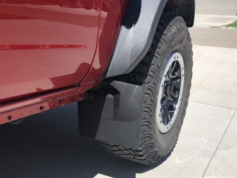 Ford Bronco Installed New MUD Flaps KaWdGLG