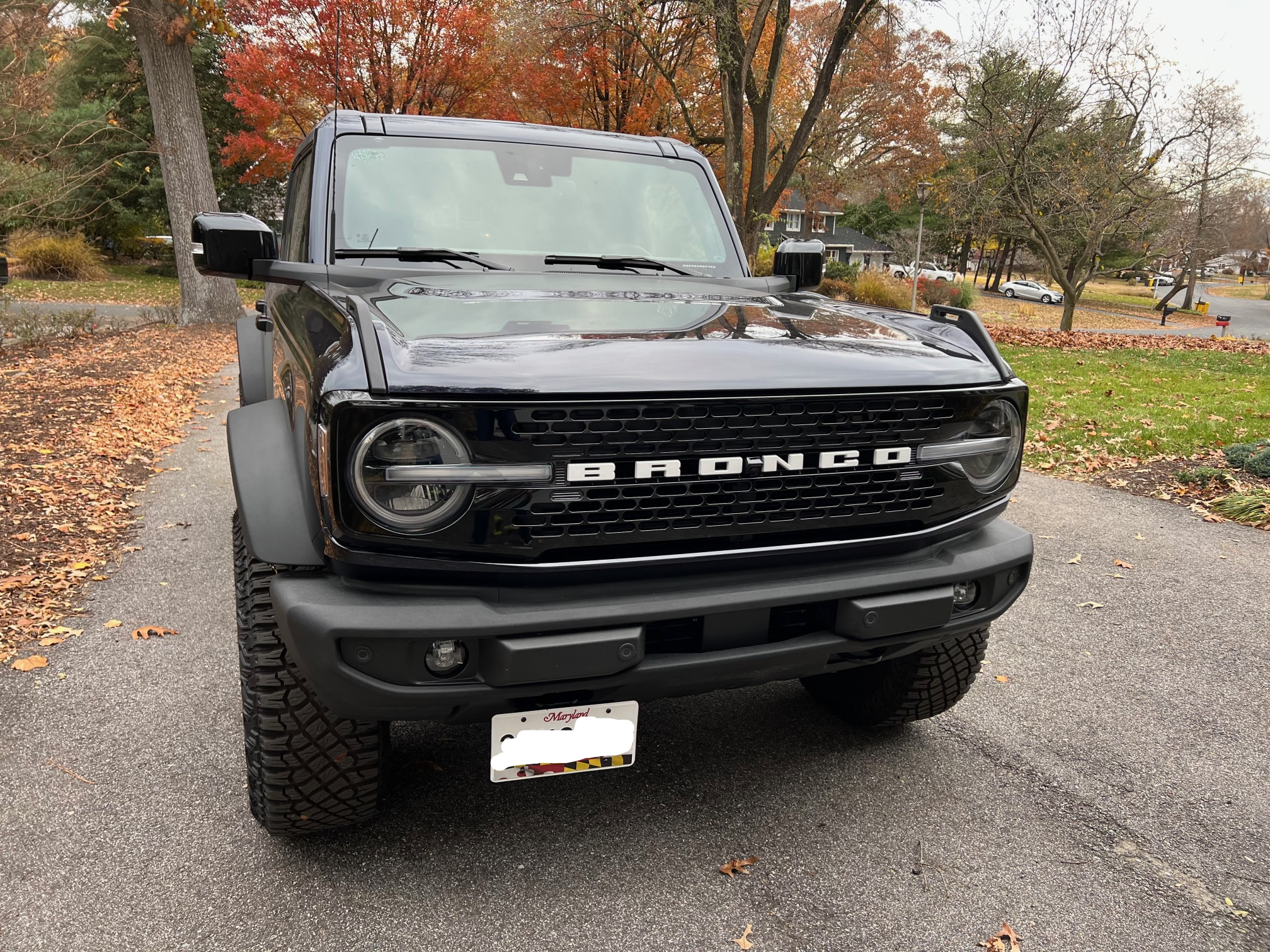 Ford Bronco Up-Close Pics: 2022 Capable Front Bumper License plate