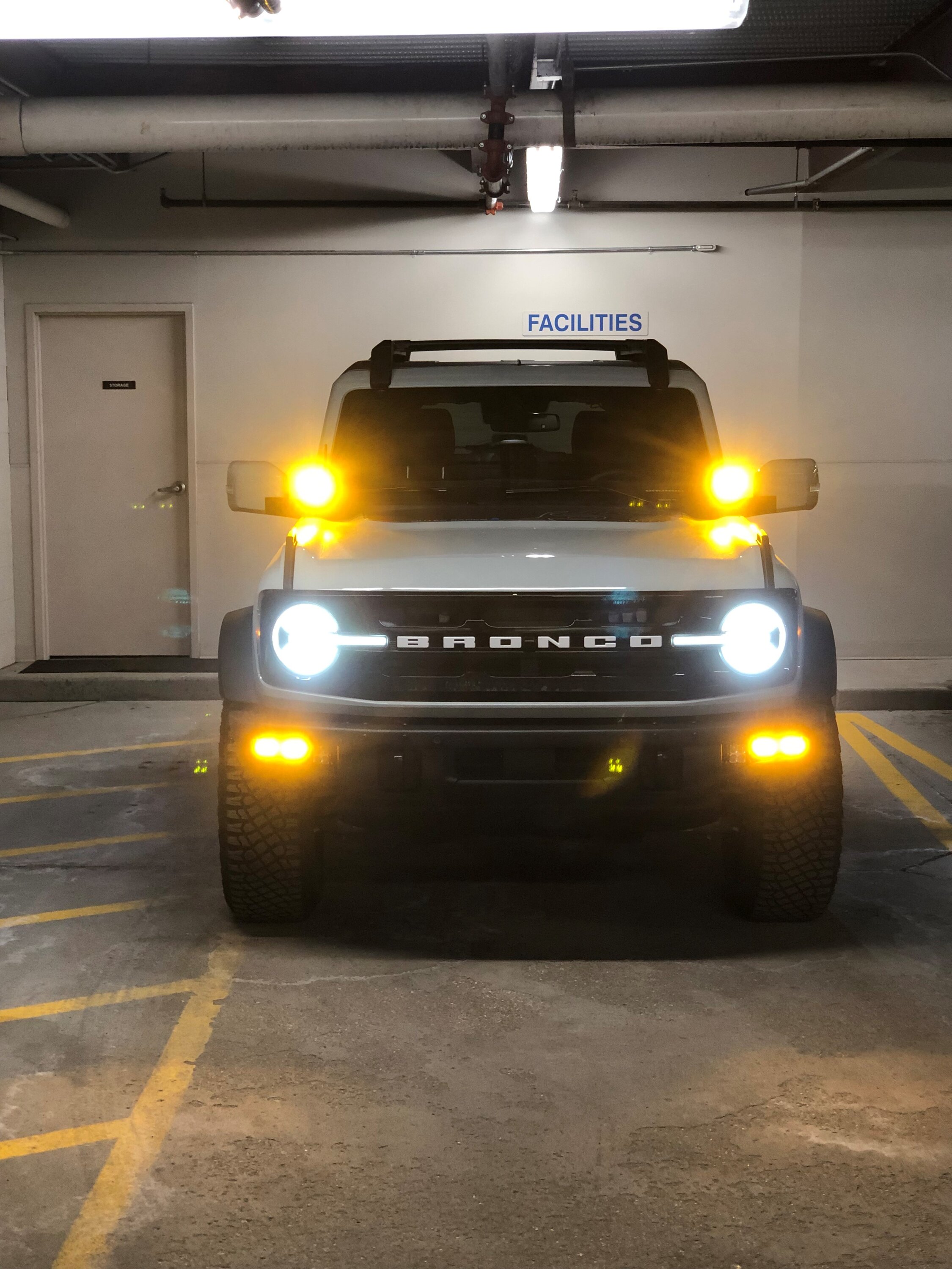 Ford Bronco CACTUS GRAY Bronco Club Lights 4