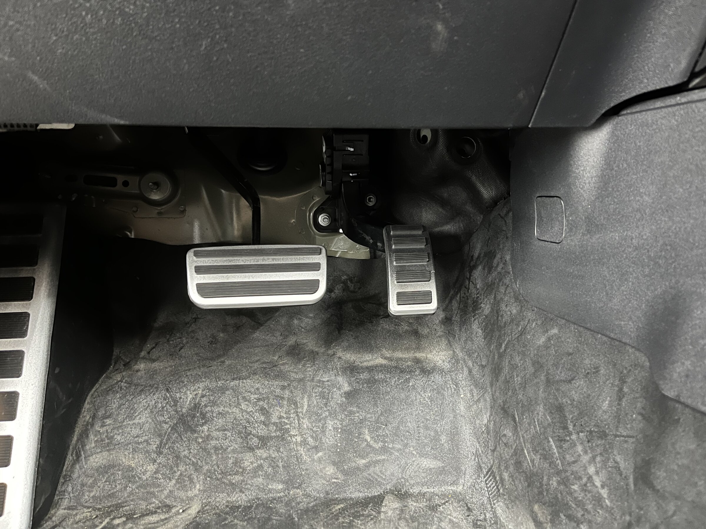 Ford Bronco Mabett Accelerator Brake Pedal Cover and Rest Pedal Cover & Volume Air Conditioner Knob Control Panel Cover Coming Soon! lQDPDhtGfOJf2QXNC9DND8CwWCwpqpp6GI8CRCkSWkDDAA_4032_3024