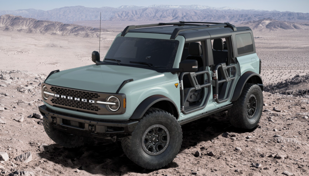 Ford Bronco CACTUS GRAY THREAD!!!! if you’re choosing cactus gray lemme know. I think it’s the best color available at the moment. My Bronco