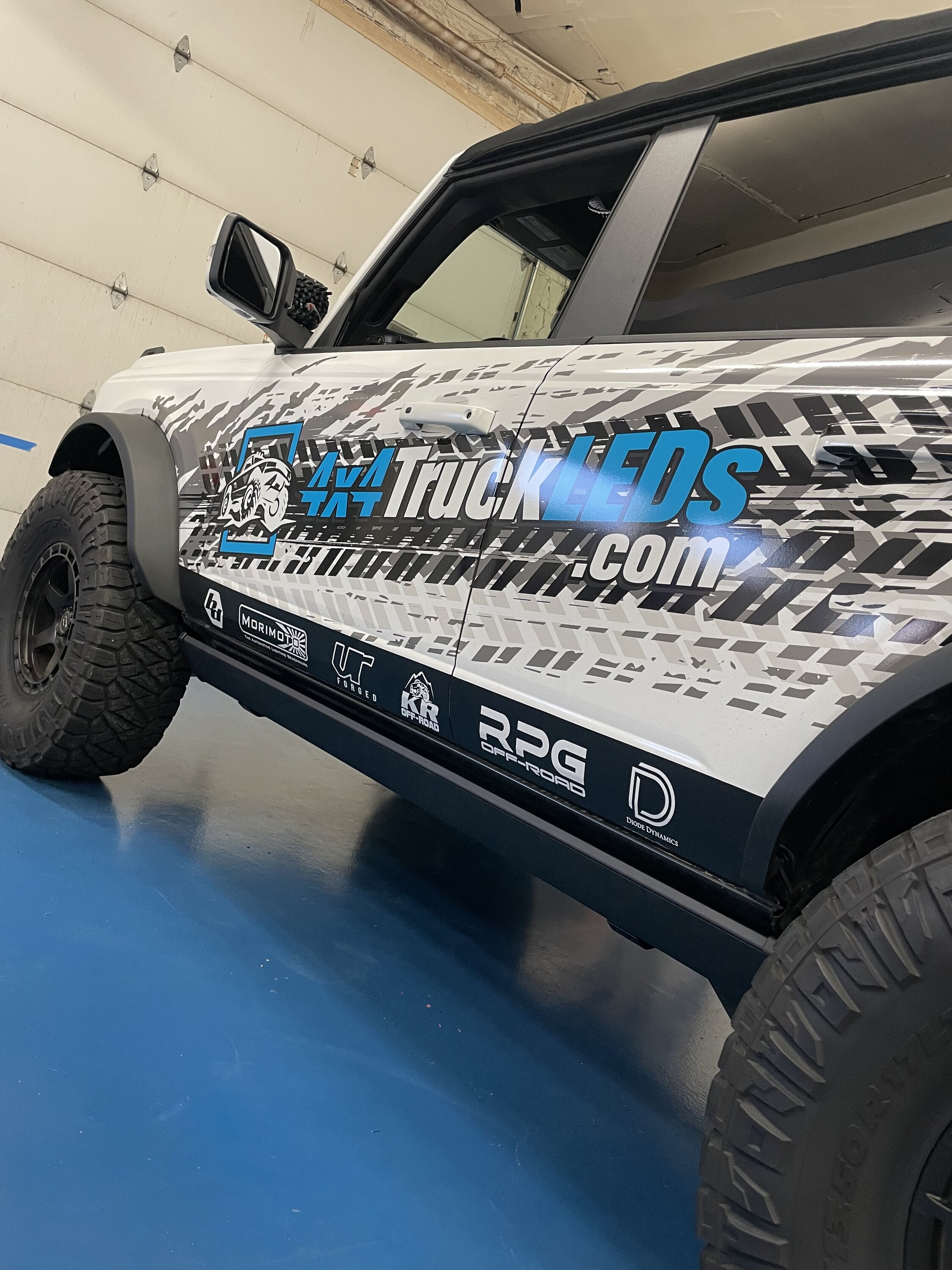 Ford Bronco NOW SHIPPING | Amp Research Powerstep Running Boards Photo Jan 24 2023, 12 33 33 PM