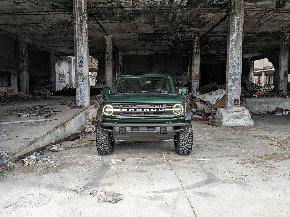 Ford Bronco Let's see your favorite Bronco picture of 2022 📸 Pic