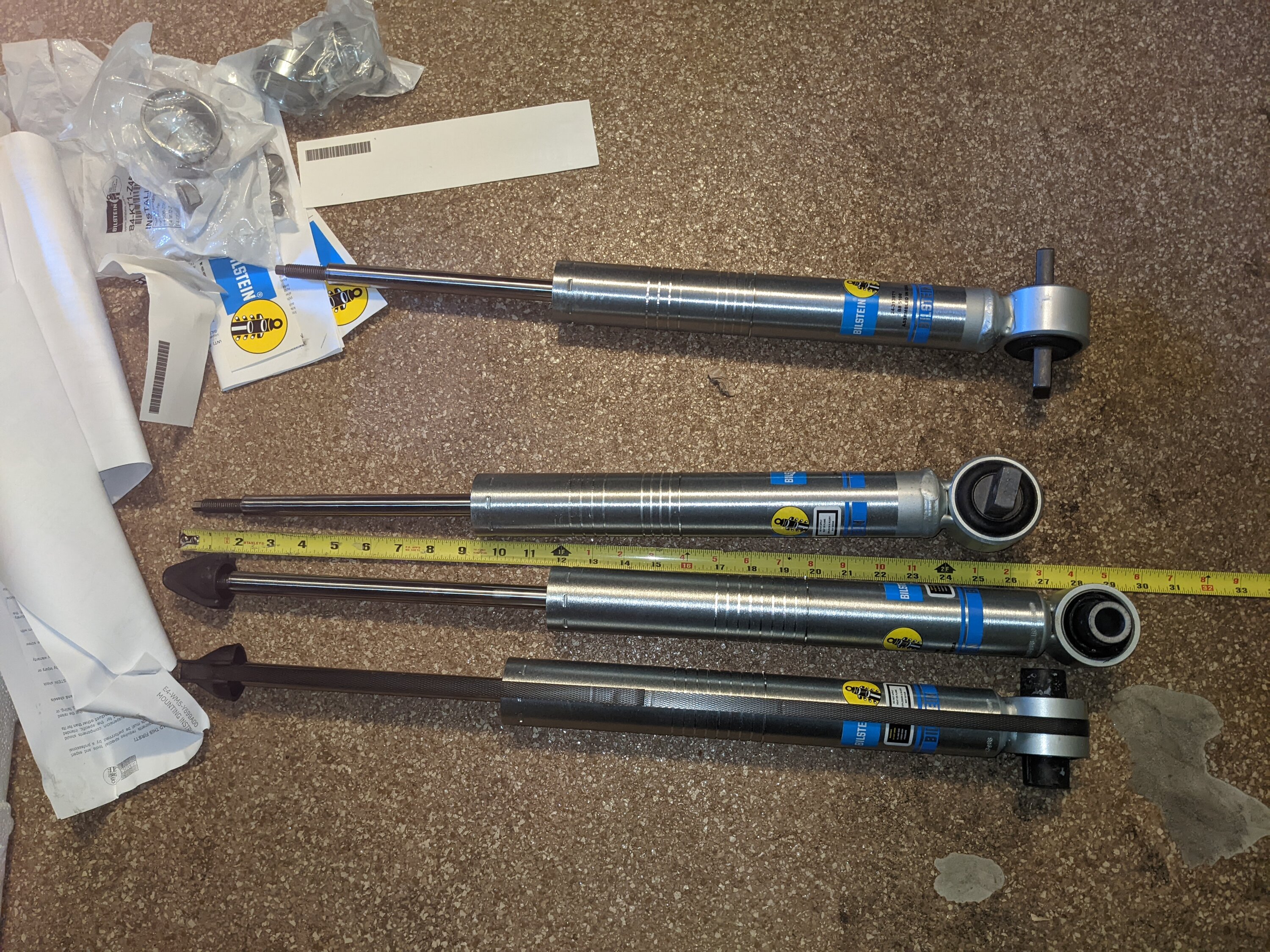 Ford Bronco Bilstein 5100 adjustable lift shocks installed. Before & after pics (updated with Wildtrak tires & wheels) PXL_20220901_213925954
