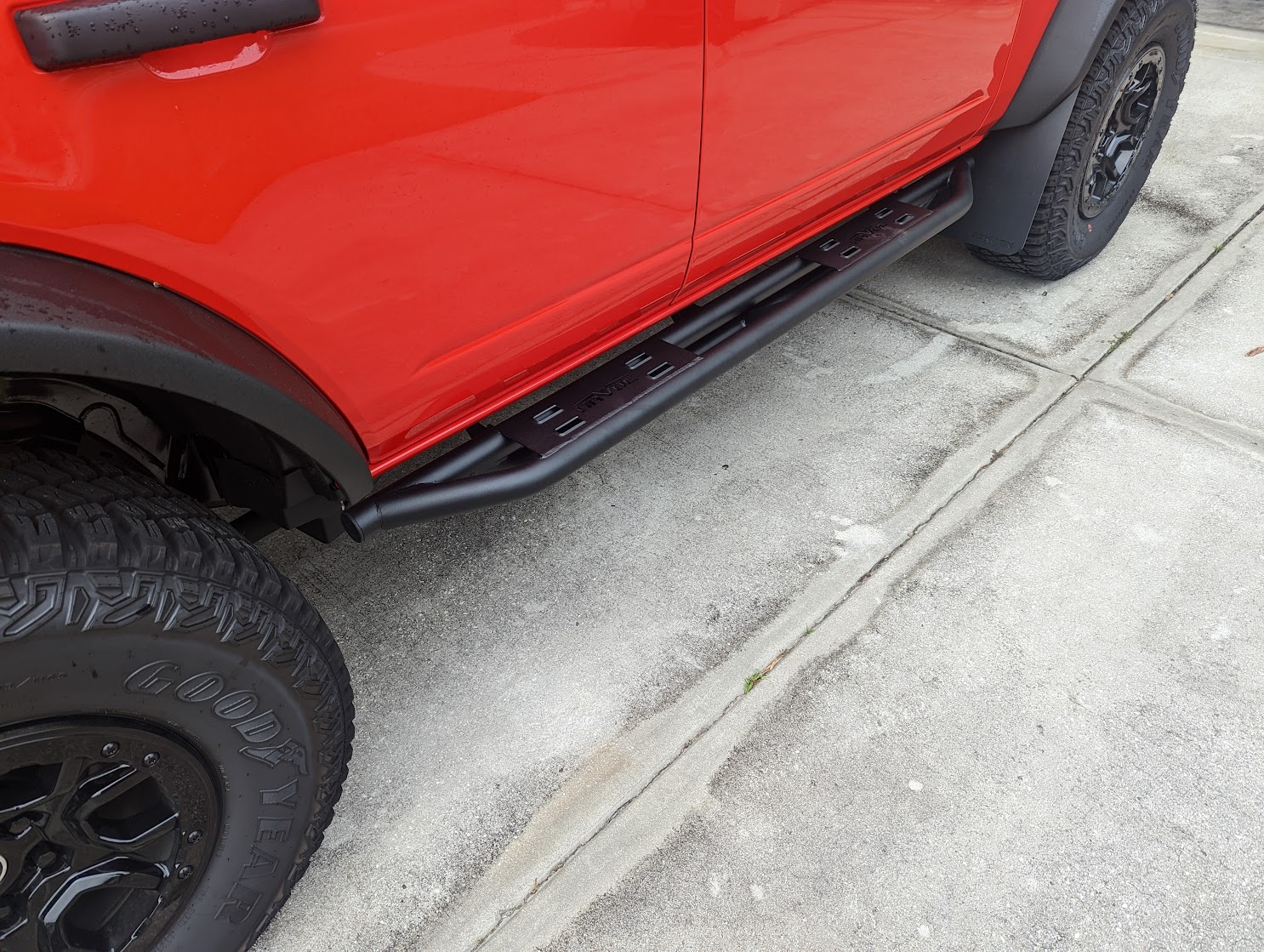 Ford Bronco Havoc Trailcrawler Steps Installed PXL_20221027_131001835