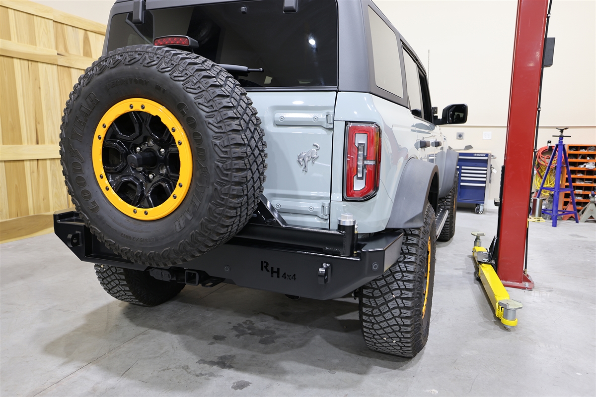 Ford Bronco RH4x4: Rear Bumper with Tire Carrier RH-60301-5T
