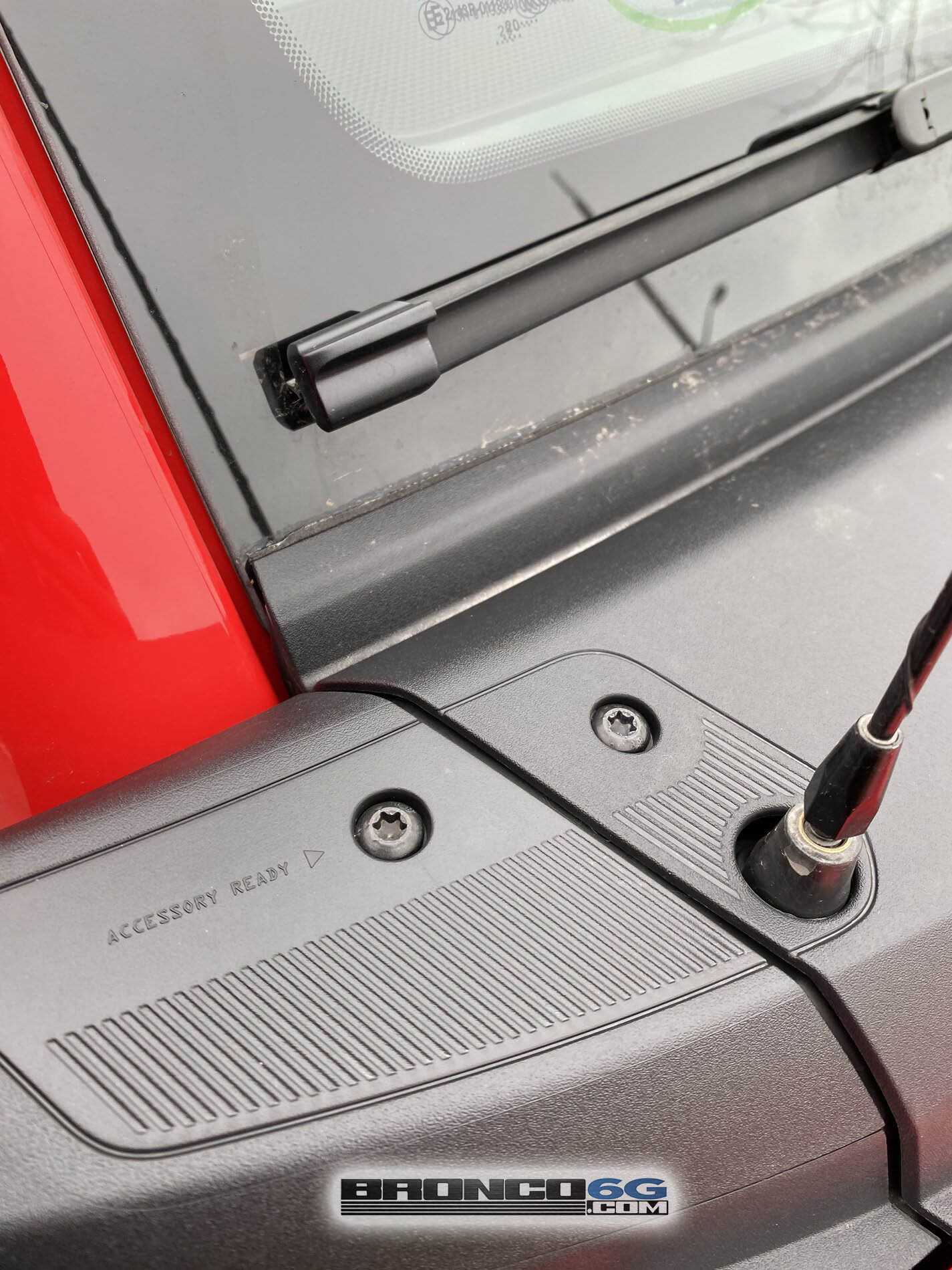 Ford Bronco Race Red Wildtrak Sasquatch, Soft Top + keypad 1608178012047
