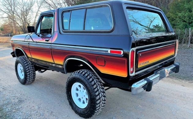 Ford Bronco Shadow black with graphics!! Need ideas Screen-Shot-2019-12-23-at-3.25.43-AM-630x390