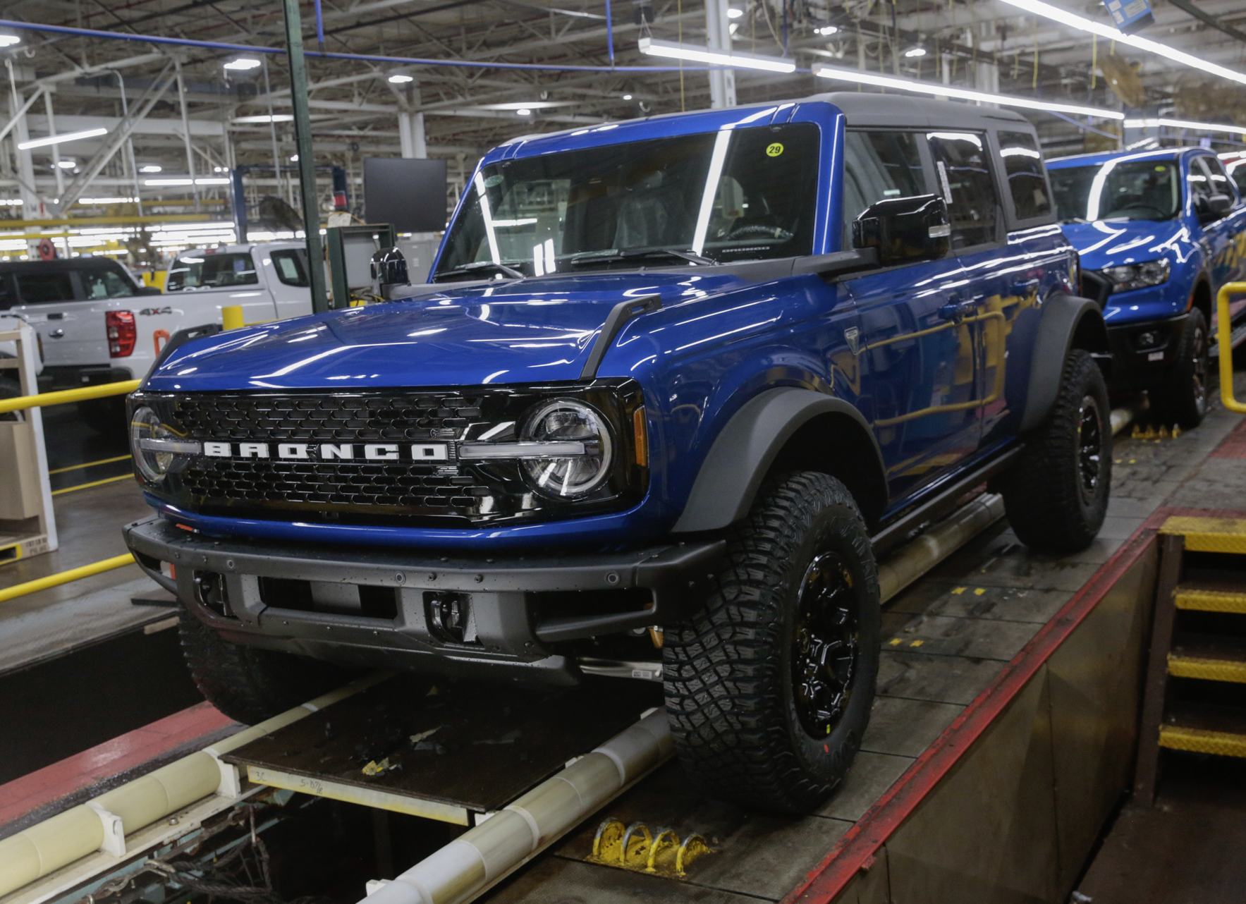 Ford Bronco Post Your Bronco Production Line Pics! (From Ford Emails Starting Today) Screen Shot 2021-10-27 at 2.35.58 PM
