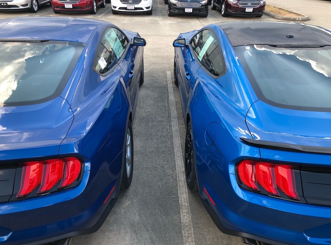 Ford Bronco Velocity Blue Bronco Photos - 2 Door Body Shell Screenshot_20180714-191815_Instagram