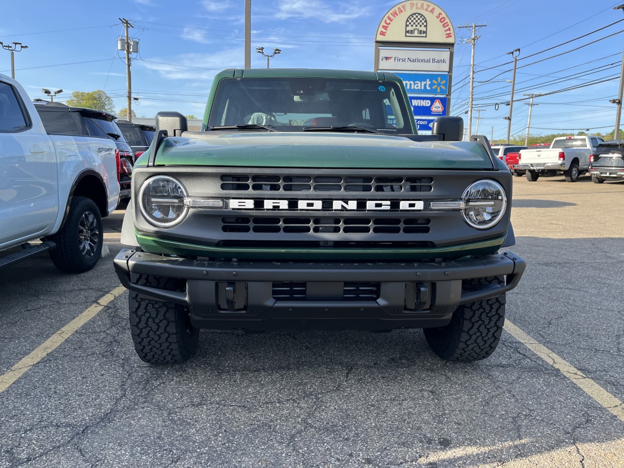 Ford Bronco 🛠 4/25/22 Build Week Group thumbnail_IMG_3450