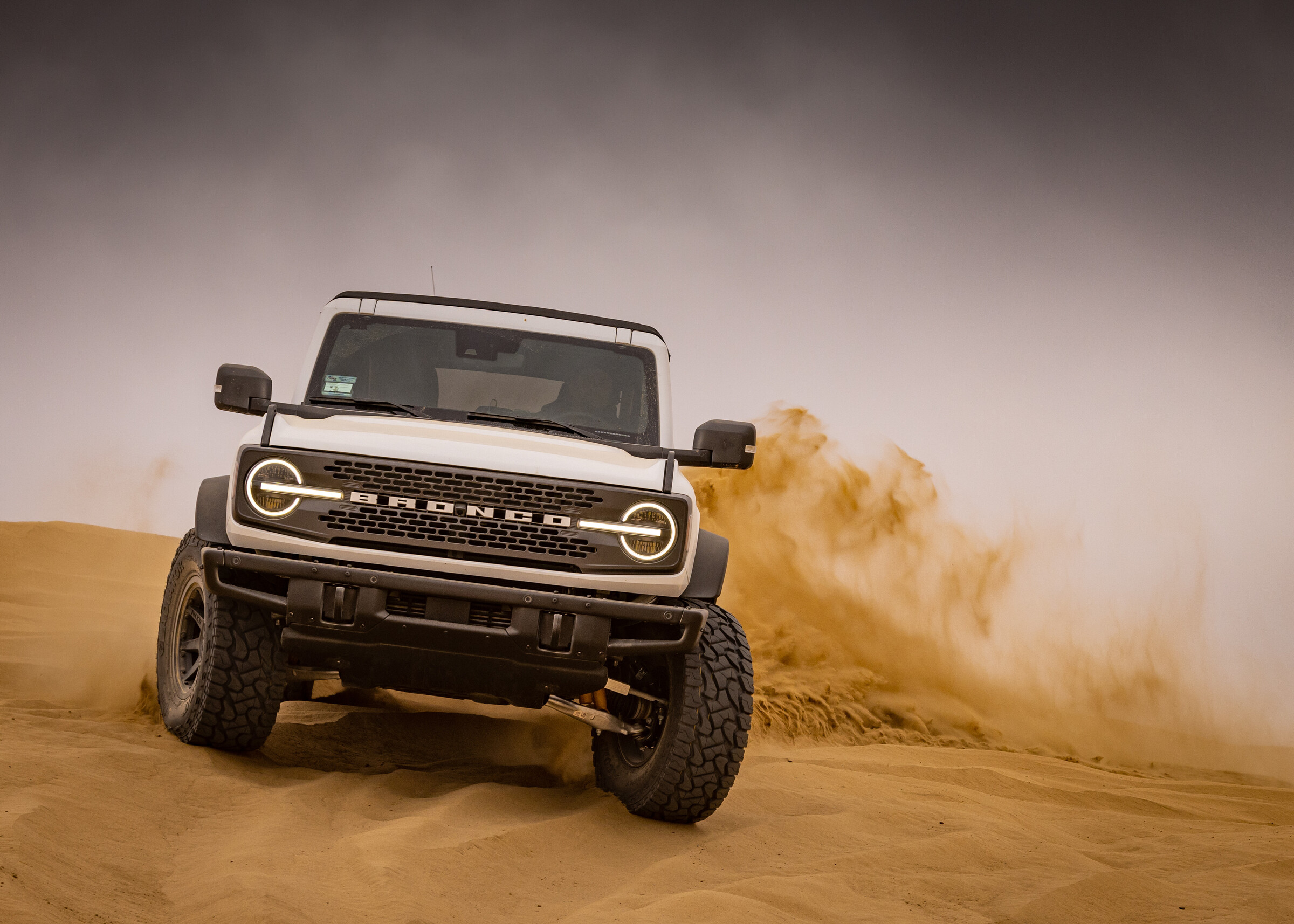 Ford Bronco King of the Hammers to Baja in a Badlands ULI98fu
