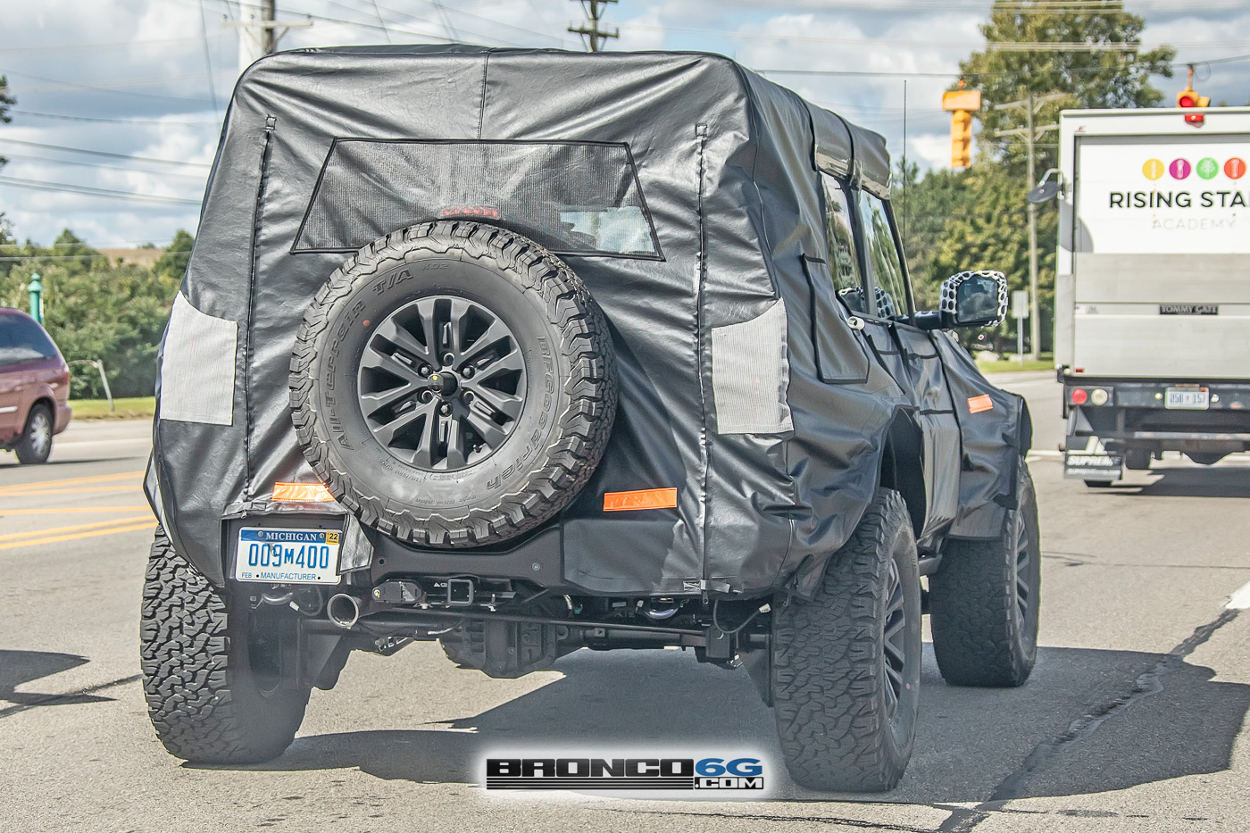 Warthog-Bronco-Tires-Shocks-Revealed-18.jpg