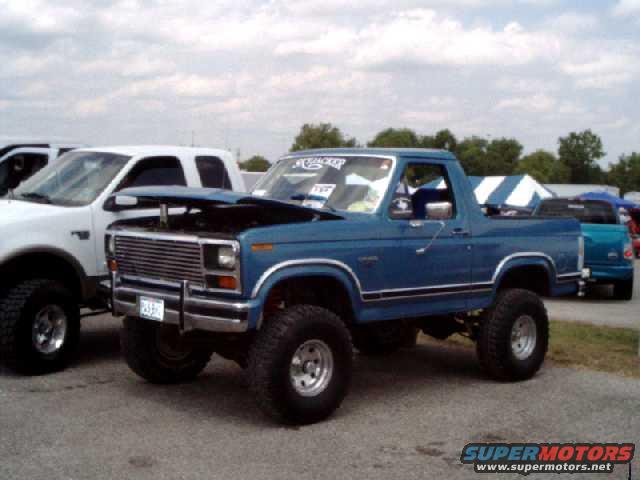 Ford Bronco Spied: Uncovered 2-door Bronco and Bronco Sport in the wild from overhead wmthw0417