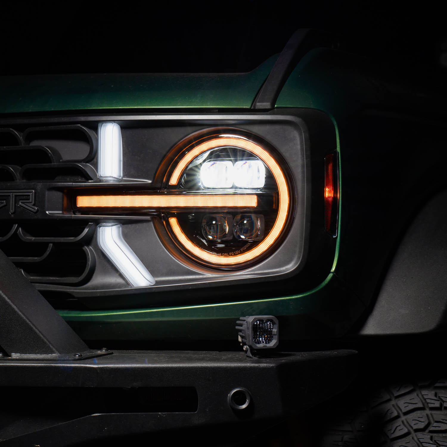 Ford Bronco 15% Off Form Lighting for Black Friday at Apollo Optics. XMCbPD5