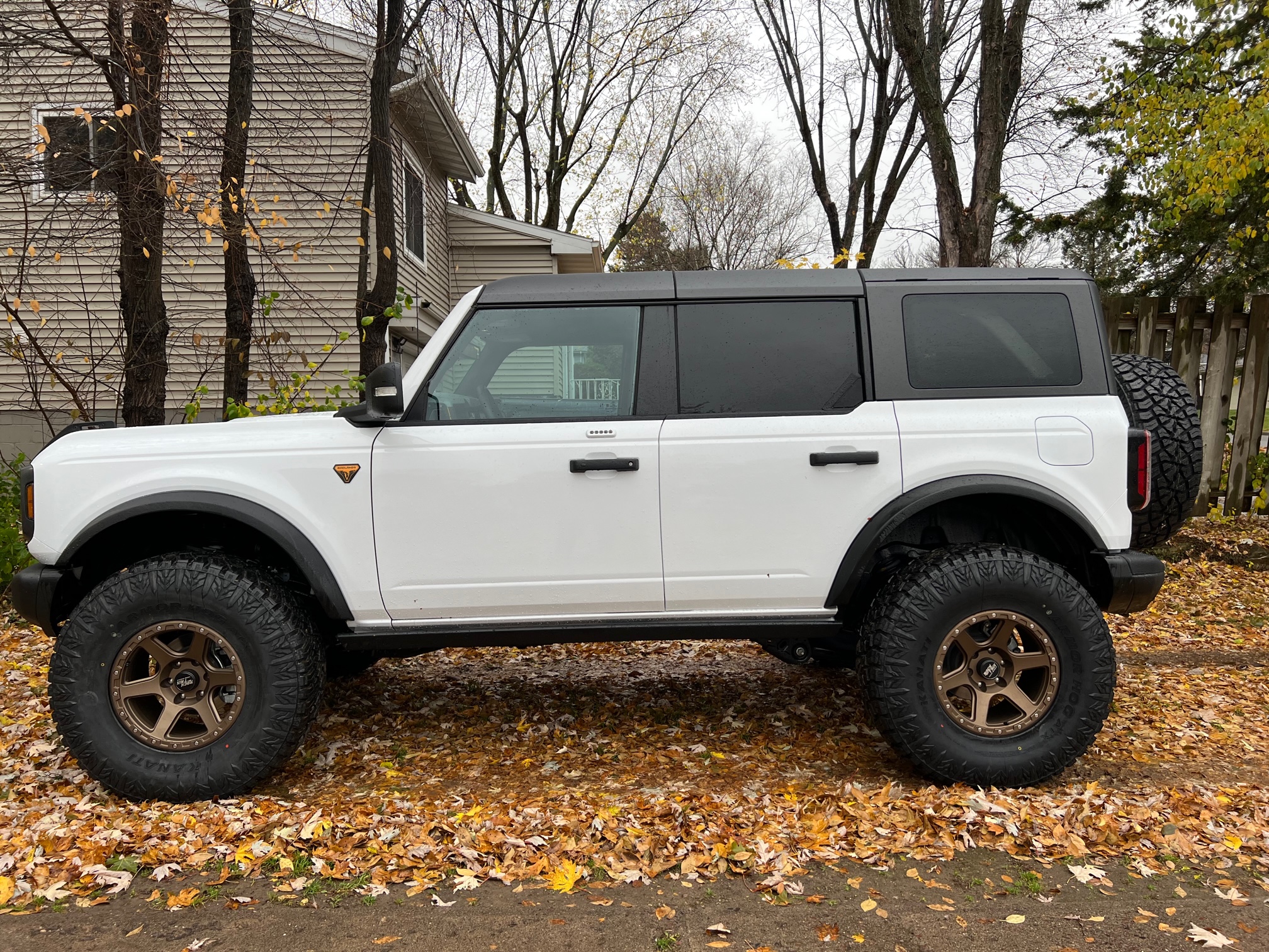 Ford Bronco Show us your installed wheel / tire upgrades here! (Pics) Yeti-X