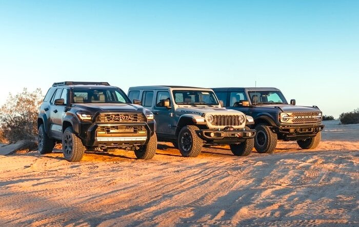 Bronco Badlands vs Wrangler Rubicon vs 4runner Trailhunter. Guess who wins?