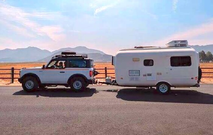 Towing a Burro trailer with a 2-Door Bronco