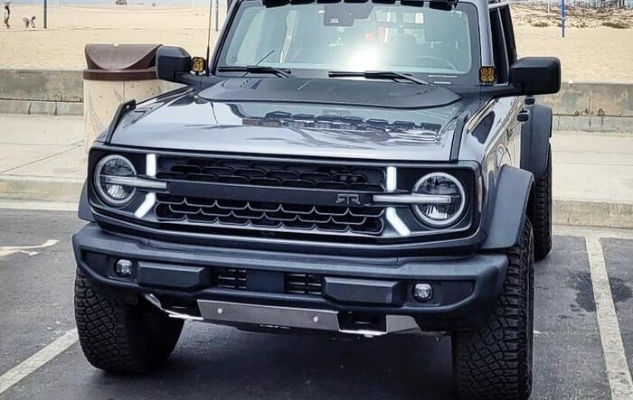 Carbonized Gray Bronco | RTR Grille, Ford Hood Scoop, Roof Lights, Ditch Lights