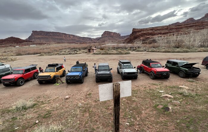 Broadicustomworks (and B6G friends) venture to Moab