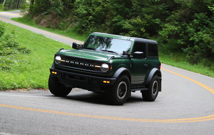 Bronco on the Tail of The Dragon