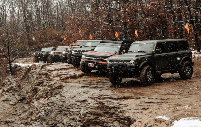 Snowy Friendsgiving: Chicagoland Broncos Style! [video]