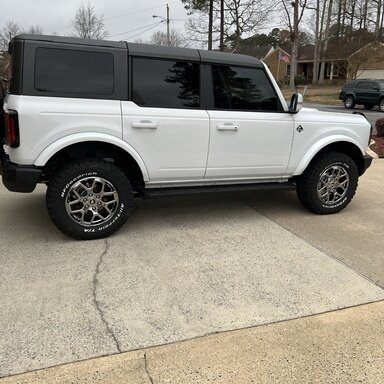 Installed: 2" Ford Performance Shocks (on 2023 Bronco Outer Banks