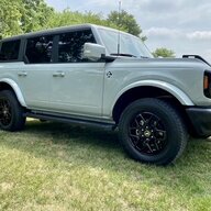 Help, damaged the hardtop. How to repair these scratches / gouges ...