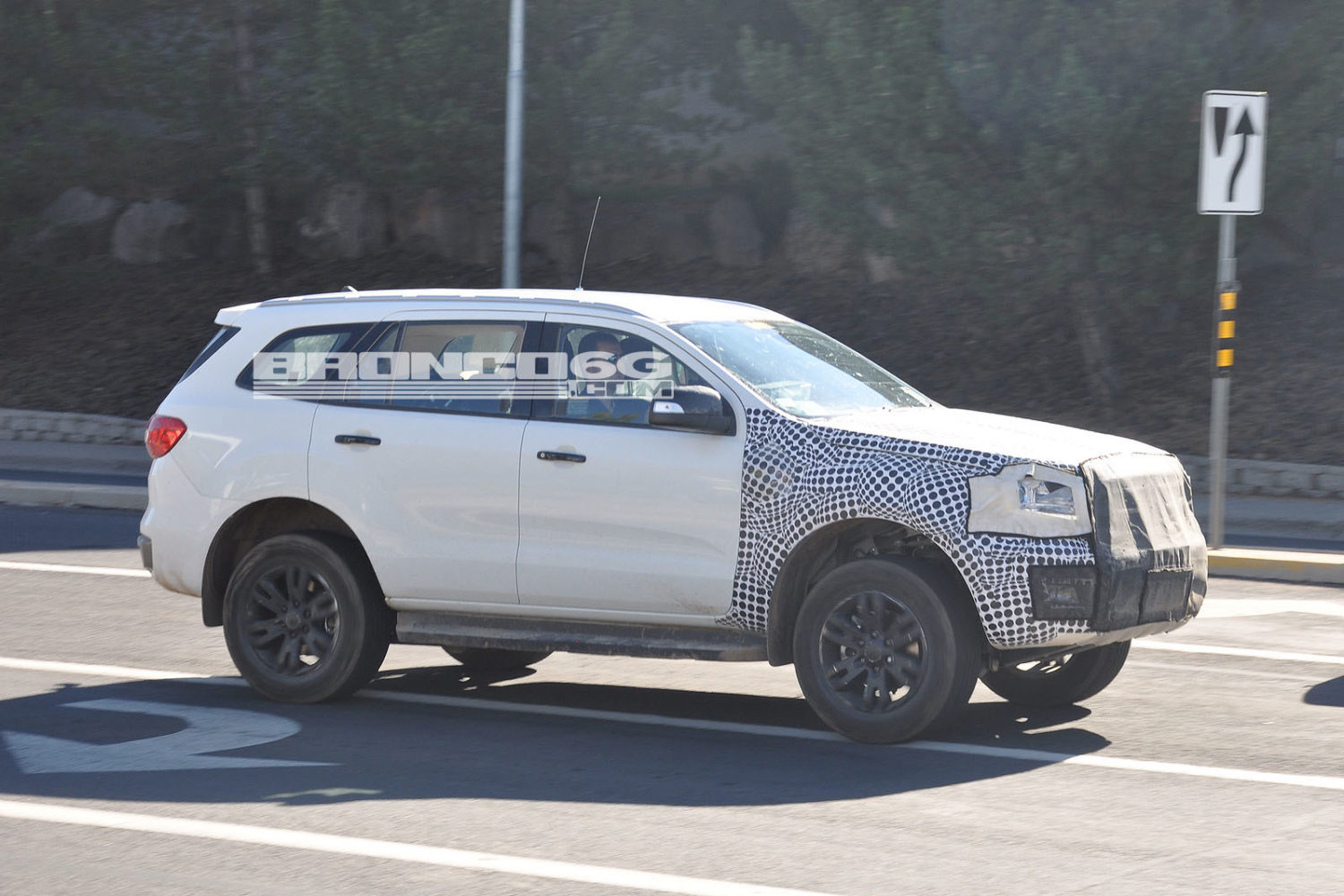 First 2021 Ford Bronco Mule Spied 2020 2021 Ford Bronco