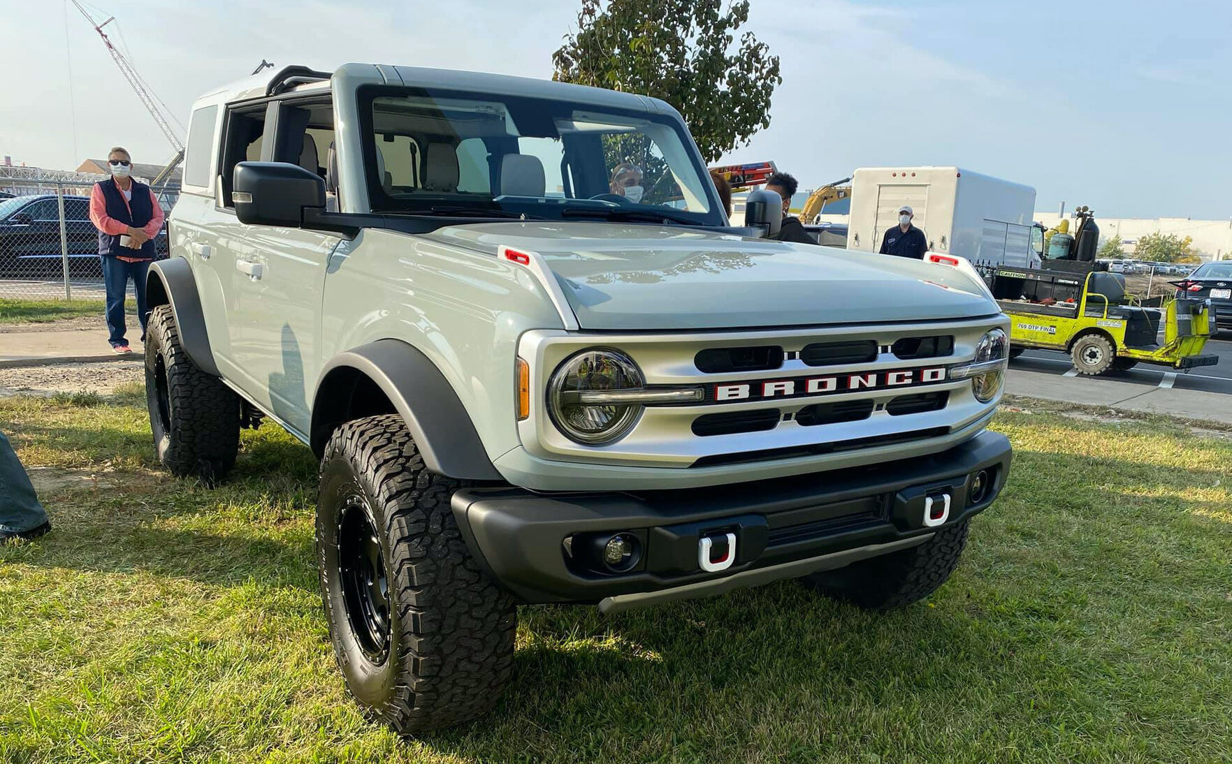 Cactus Gray Launch Bronco 4-Door at Another Employee Event | Bronco6G - 2021+ Ford Bronco