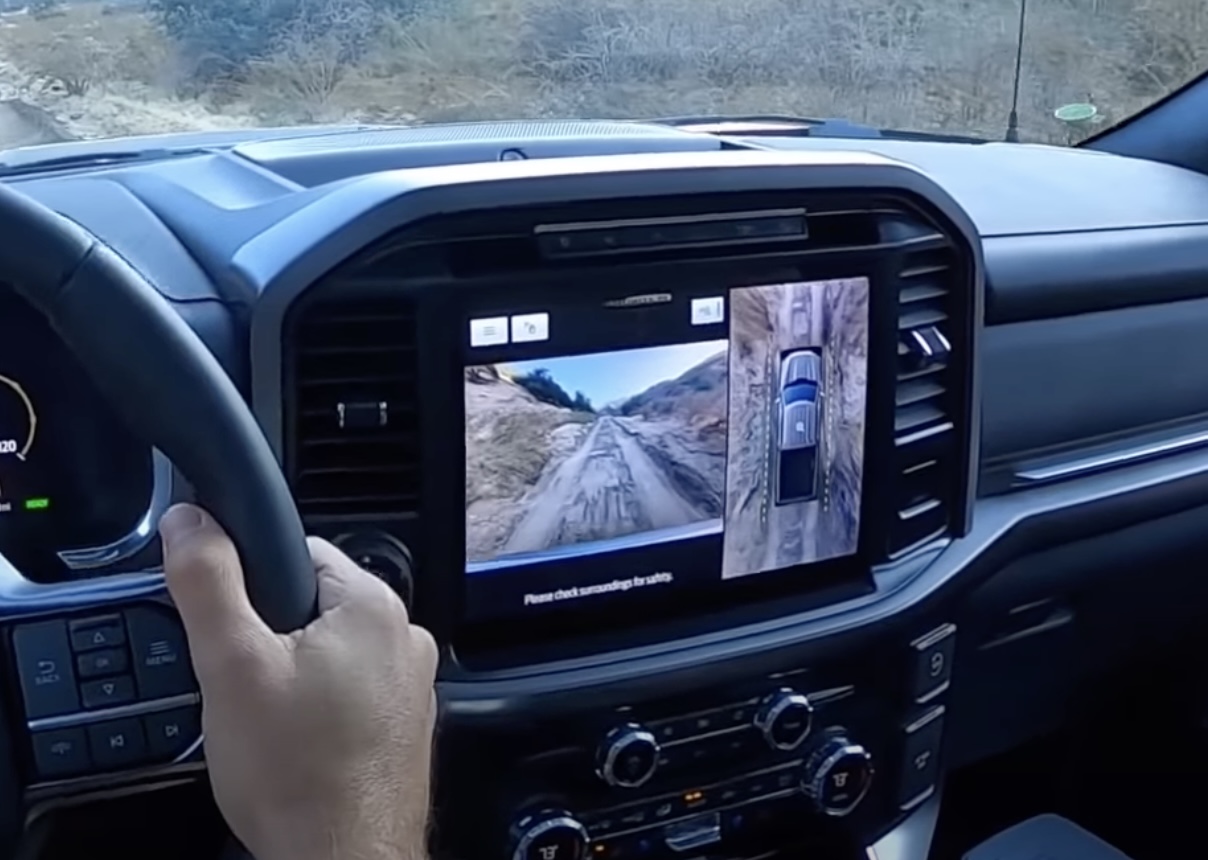 ford puma 360 camera