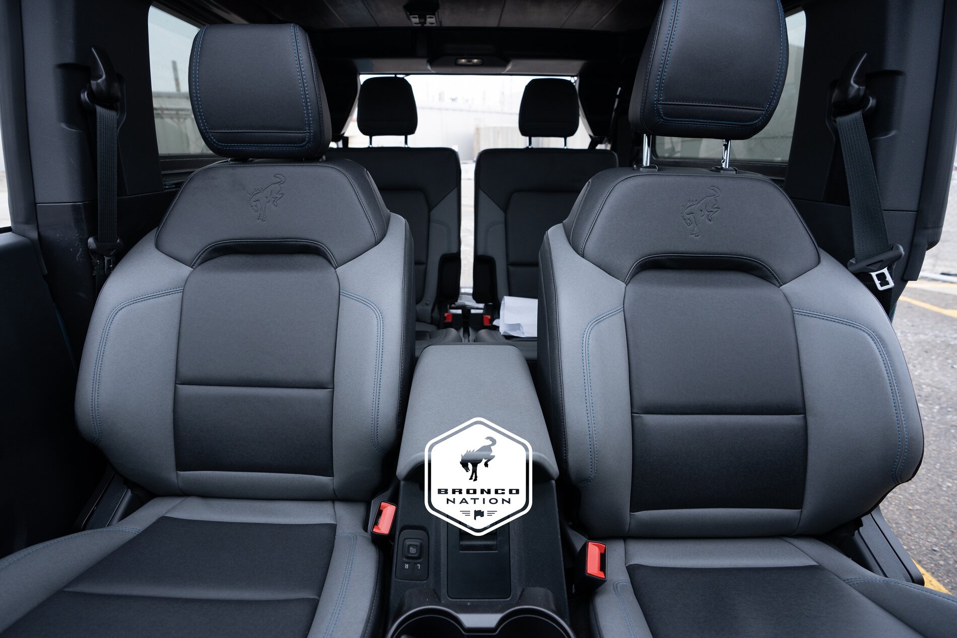 Bronco Black Diamond Interior & Seats Pics! | Bronco6G - 2021+ Ford Bronco & Bronco Raptor Forum, News, Blog Owners Community Bronco Black Diamond Interior & Seats Pics! | Bronco6G - 2021+ Ford Bronco & Bronco Raptor Forum, News, Blog Owners Community