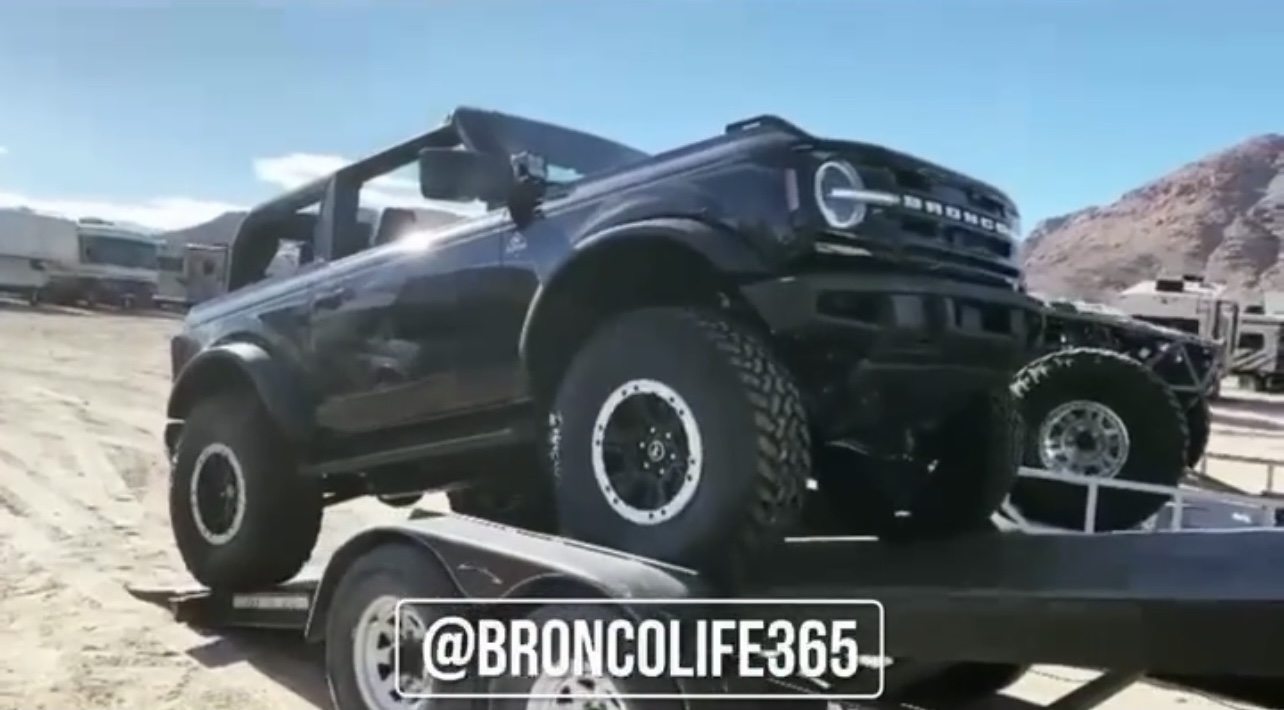37’s and Fox Suspension on Bronco Outer Banks King of Hammers (KOH
