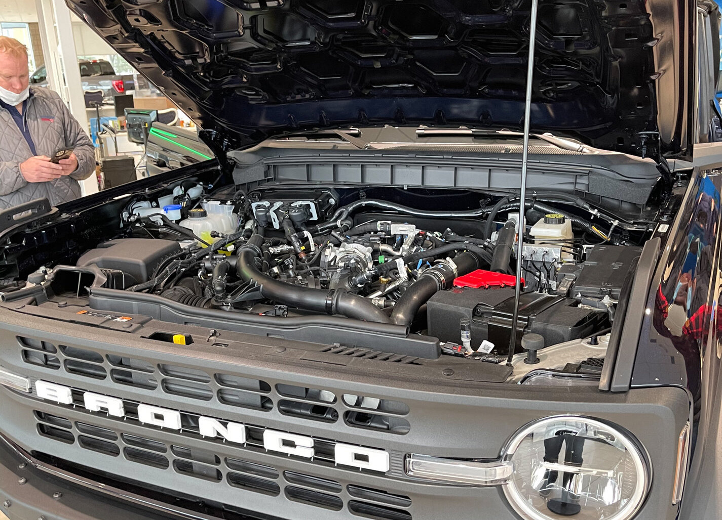 📷 2.7L Bronco Engine Bay Photos Page 9 Bronco6G 2021+ Ford Bronco