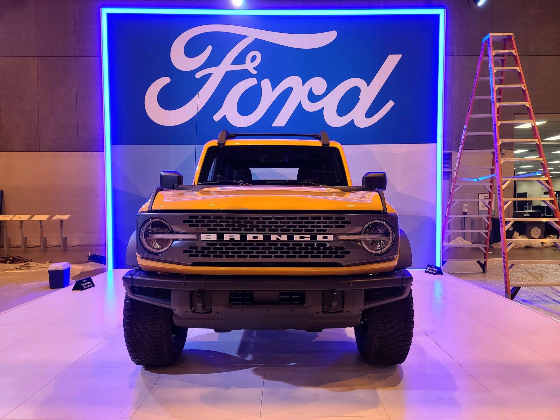 St. Louis Auto Show Broncos sneak peek | Bronco6G - 2021+ Ford Bronco ...