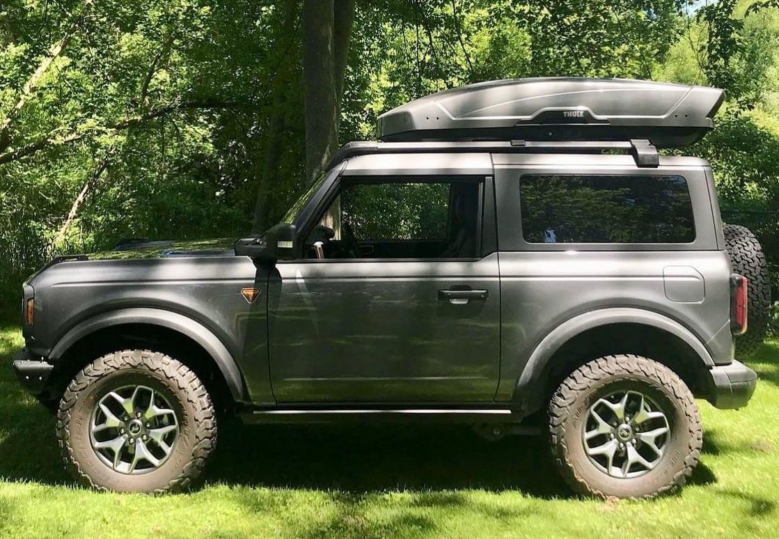 Thule yukon online cargo box