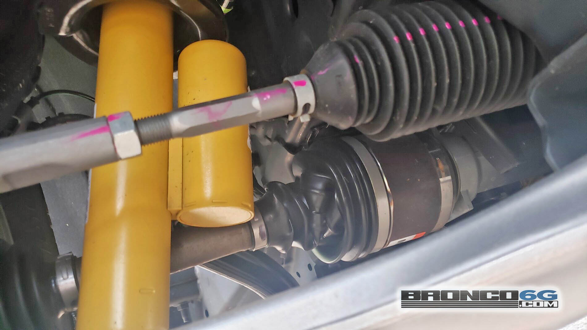 Broken front axle at CV joint on my Bronco Badlands 4Door 2.7L Bronco6G 2021+ Ford Bronco