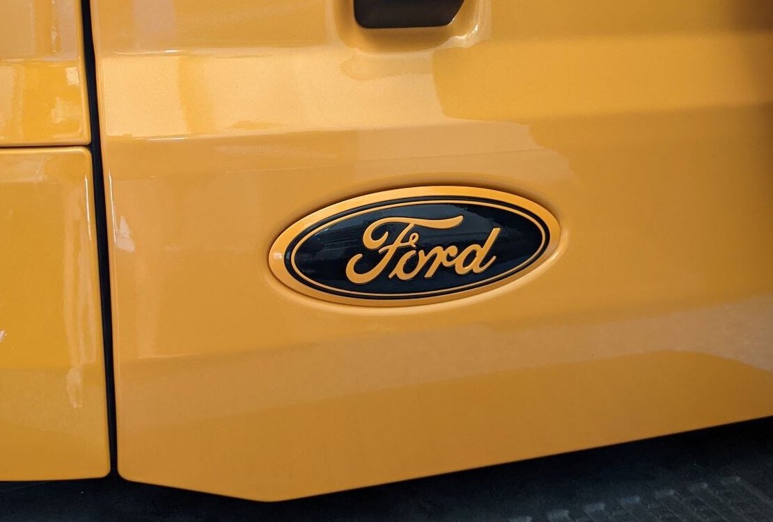 Ford Emblem painting DIY | Bronco6G - 2021+ Ford Bronco & Bronco Raptor