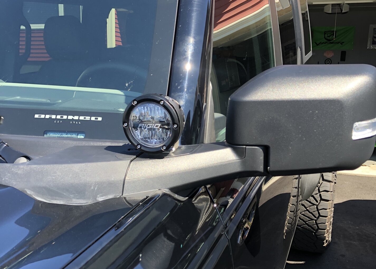 New Rigid 360 lights installed on mirrors Bronco6G 2021+ Ford